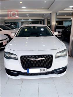 کرایسلەر 300